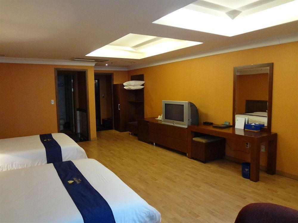 Diamond Tourist Hotel Puszan Kültér fotó