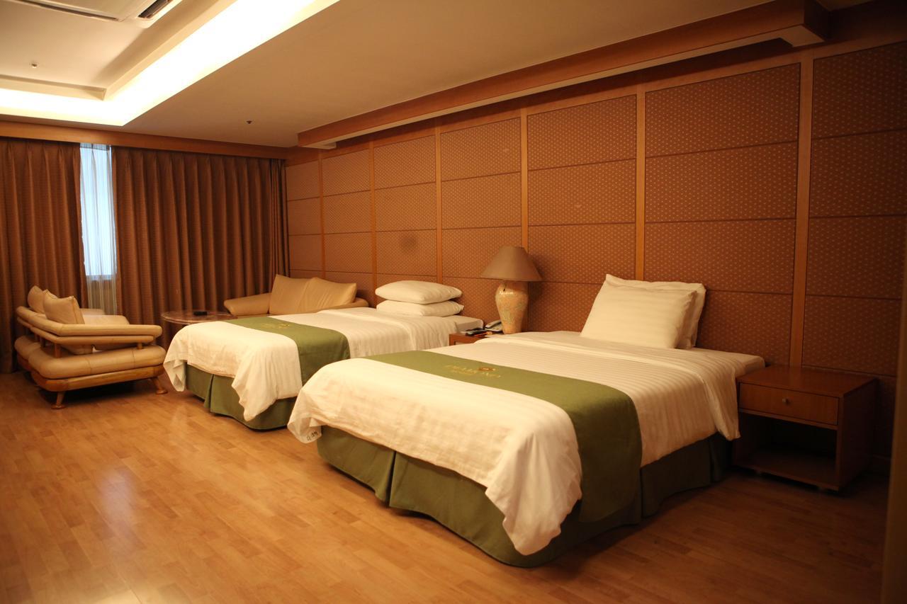 Diamond Tourist Hotel Puszan Kültér fotó